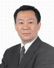 杨镭