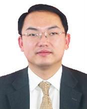 陈巍